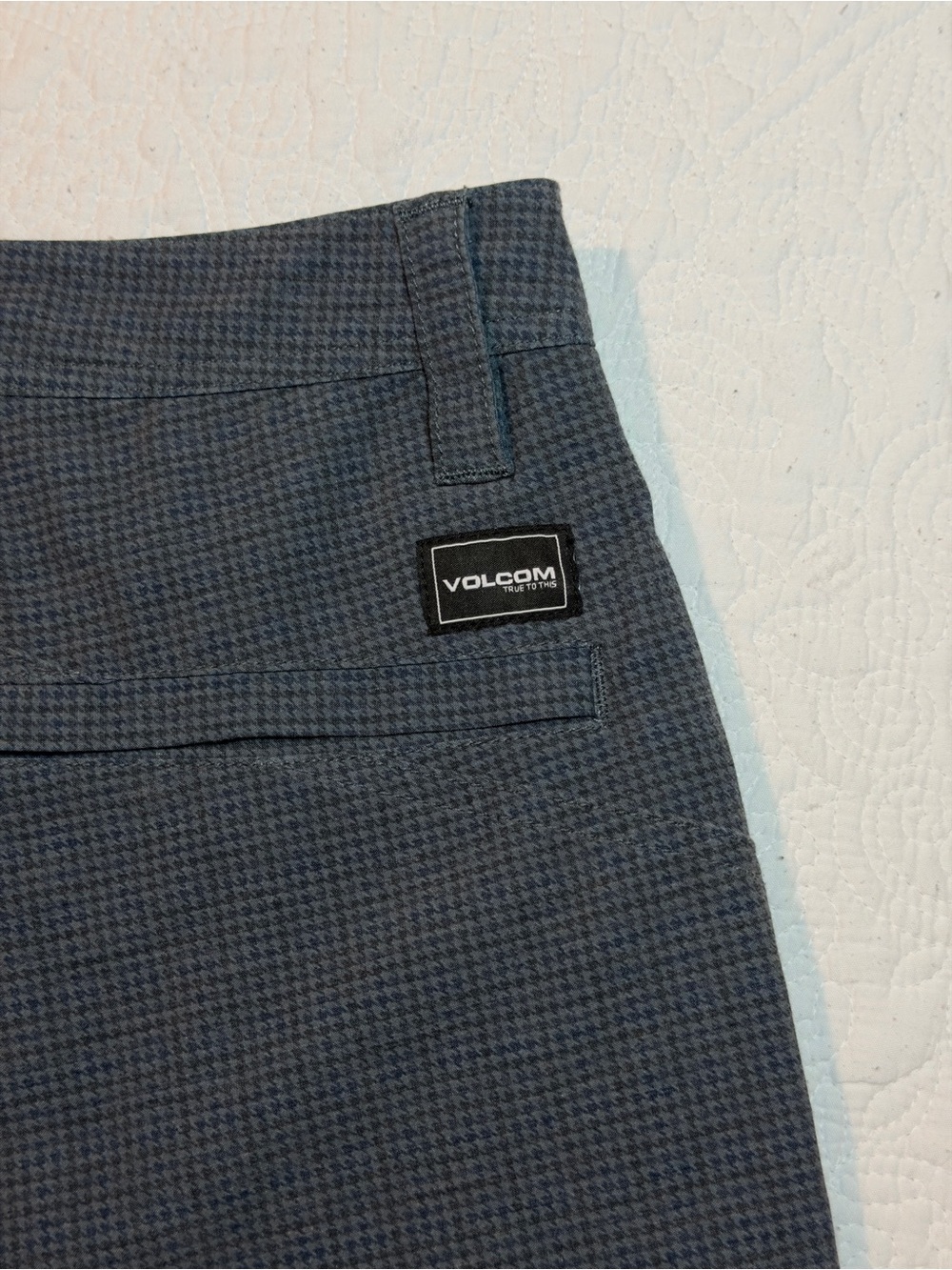 Volcom | Men’s Mix Frickin Cross Shred Hybrid Shorts | Grey Grid | Size 29
